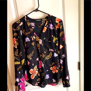 Floral and black zip up blouse